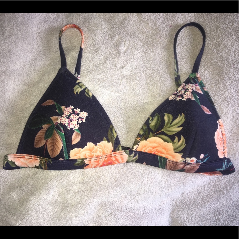 Triangl Nero Blue and Flowered Top